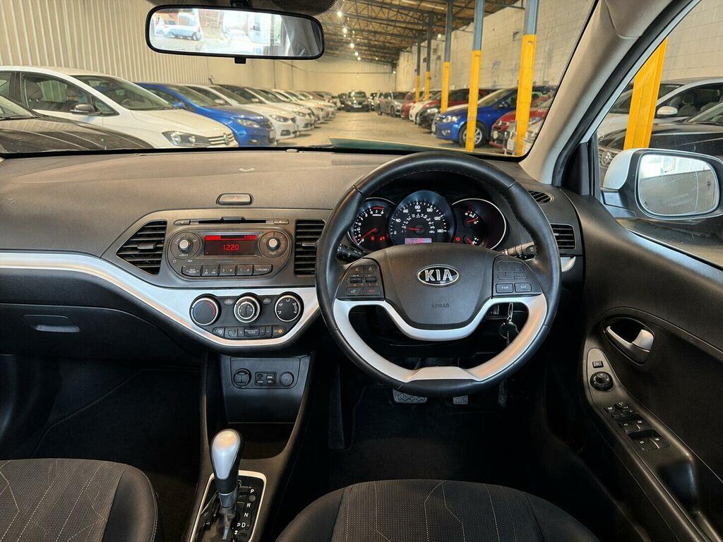 Kia Picanto 2 White #4