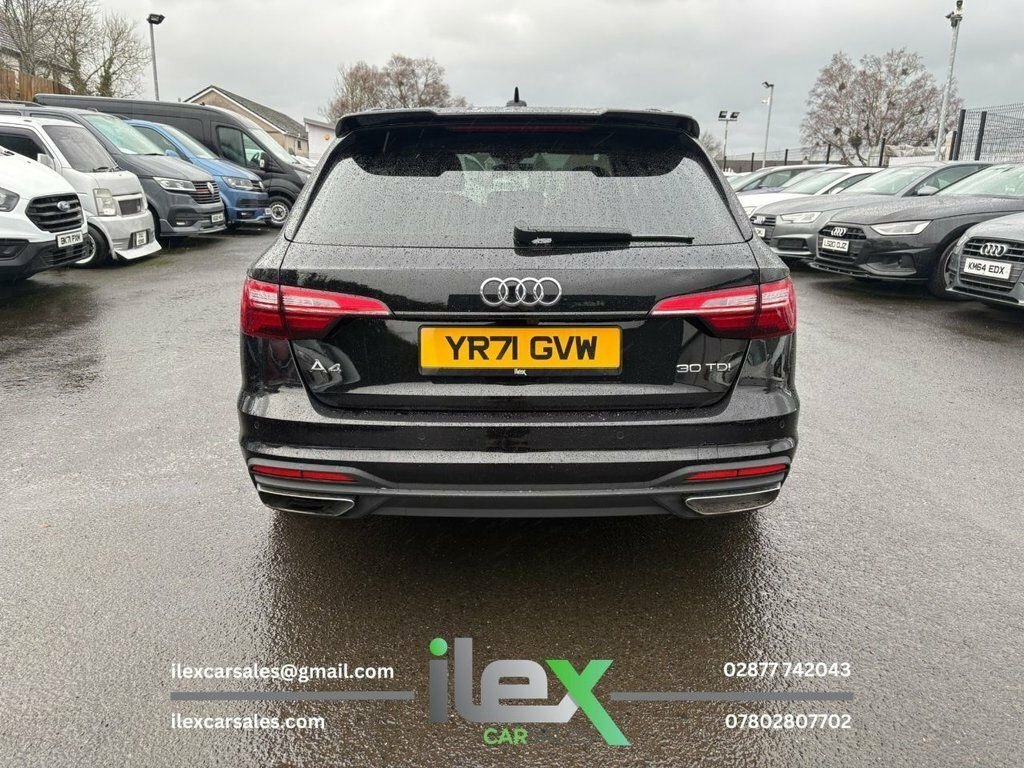 Audi A4 Avant 2L Technik YR71GVW Black #6