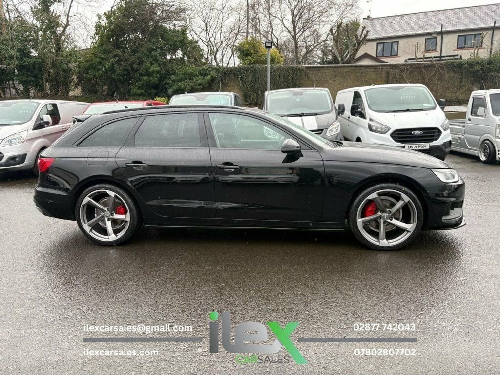 Audi A4 Avant 2L Technik YR71GVW Black #4