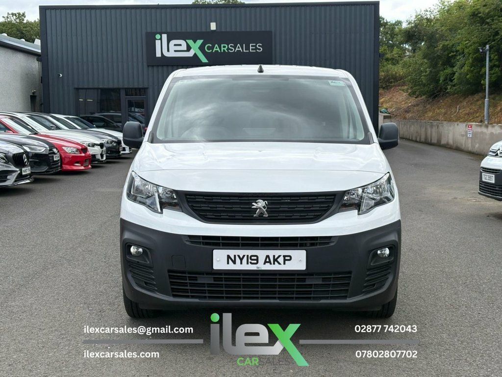 Peugeot Partner 1.6L Professional White #2