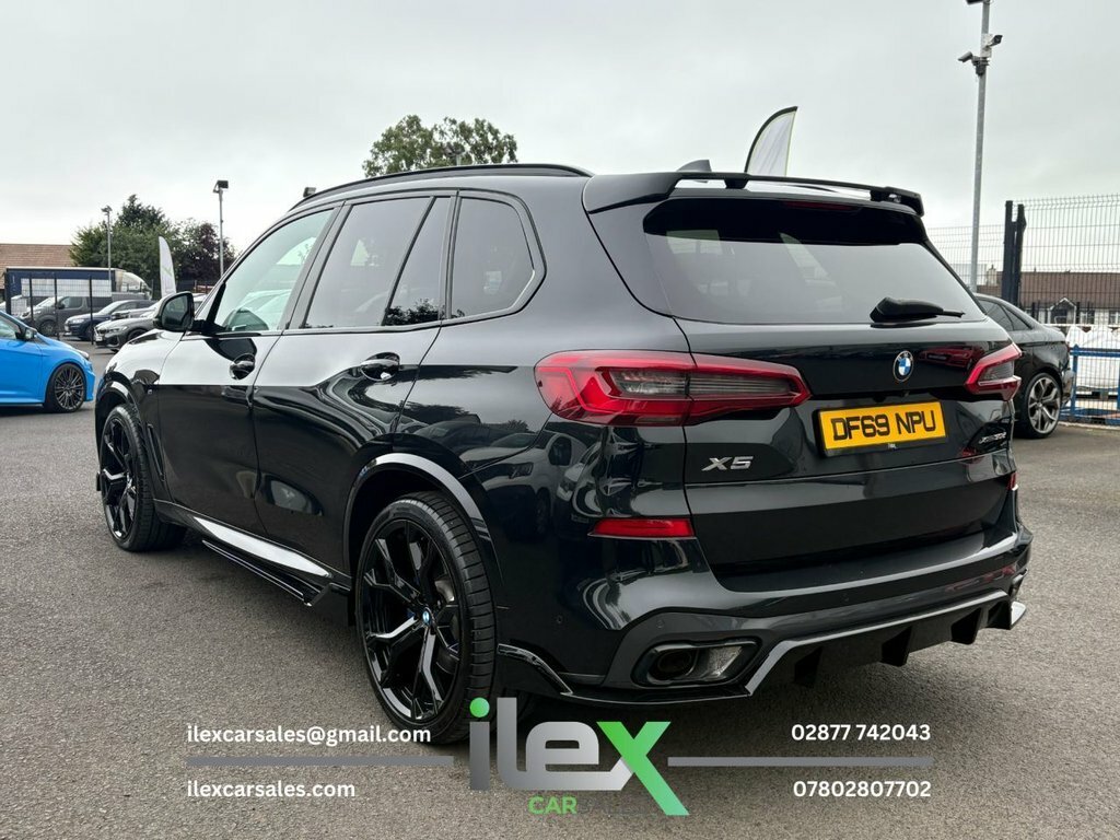 BMW X5 3L M Sport Black #5
