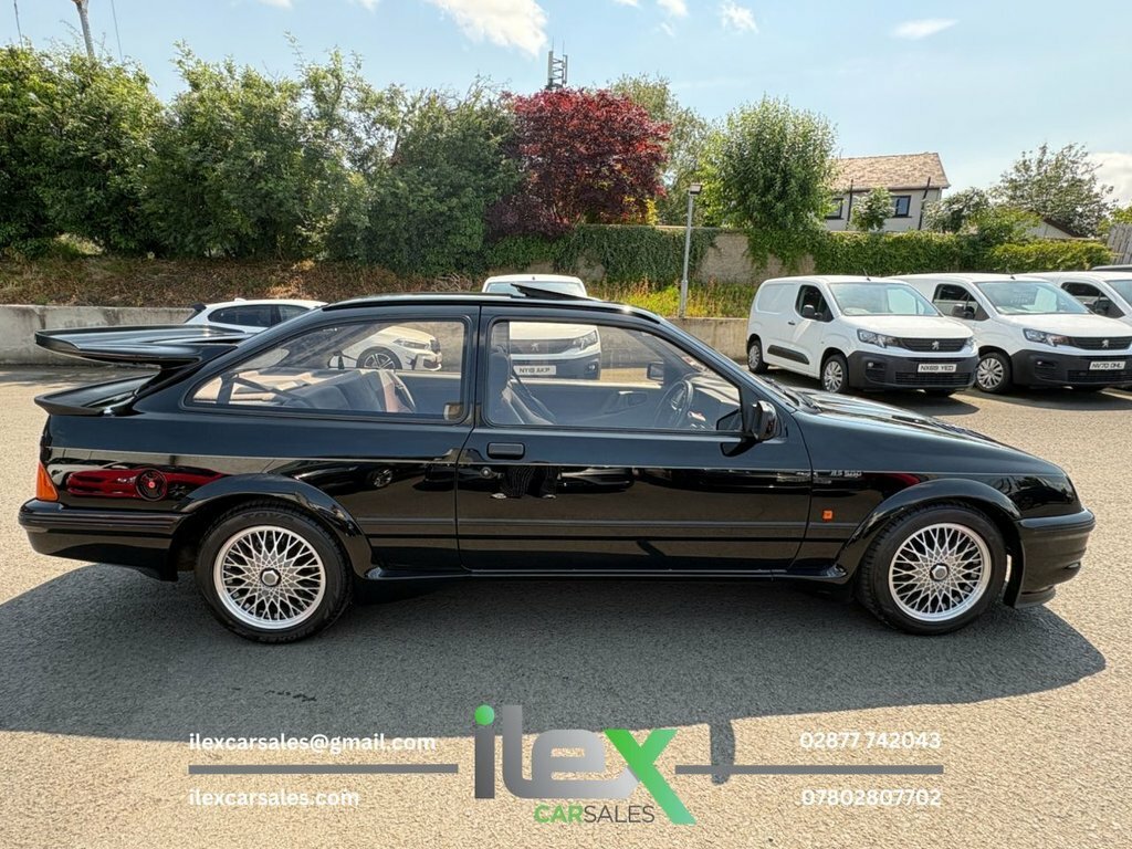 Ford Sierra Hatchback Black #3