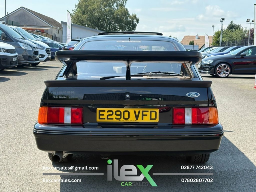 Ford Sierra Hatchback Black #6