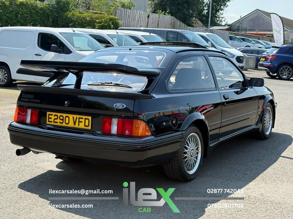 Ford Sierra Hatchback Black #4