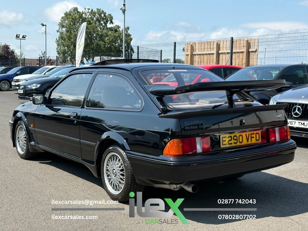 Ford Sierra Hatchback Black #5
