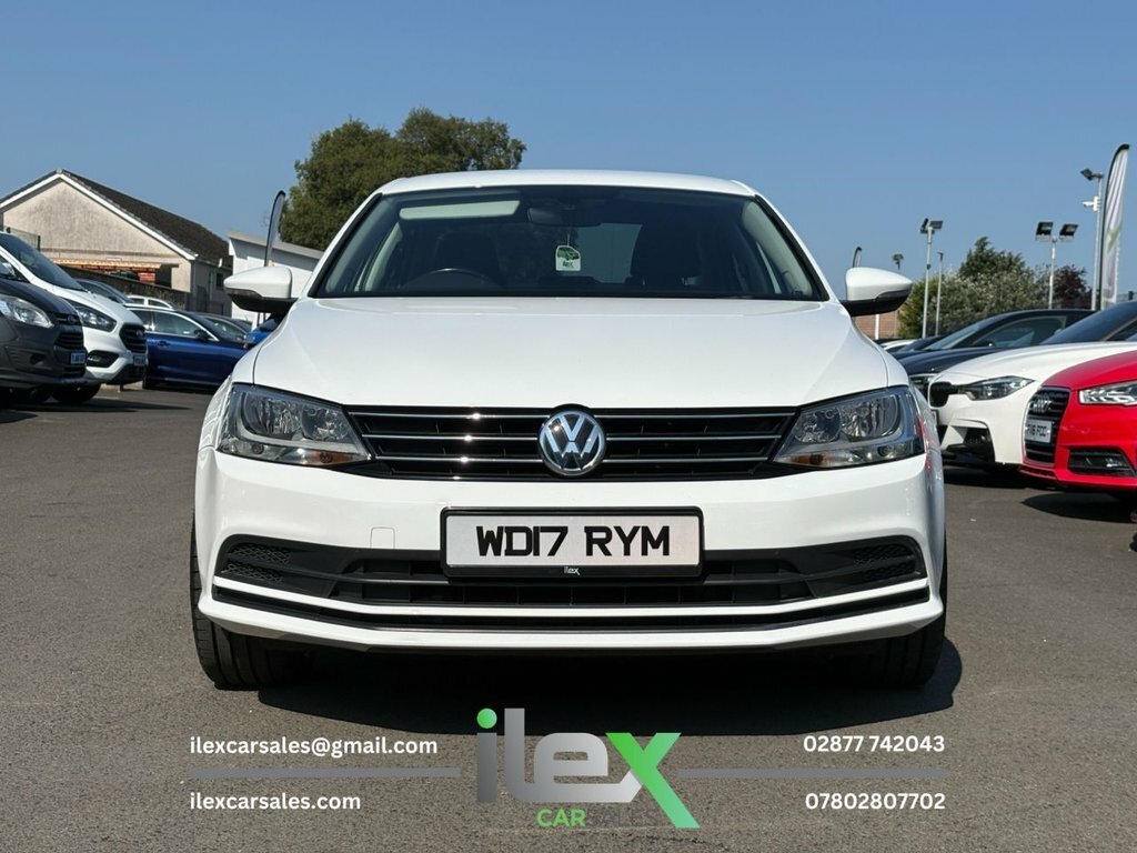 Volkswagen Jetta 2L Se White #2