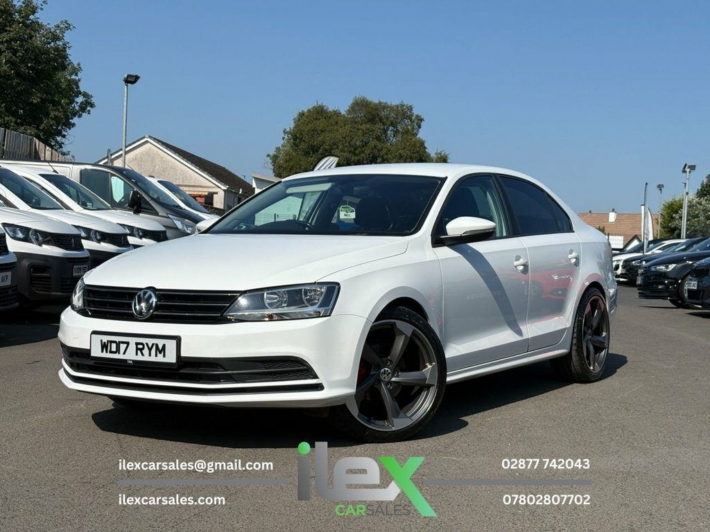 Volkswagen Jetta 2L Se White #3
