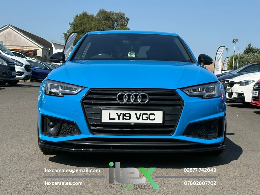 Audi A4 2L Black Edition Blue #2