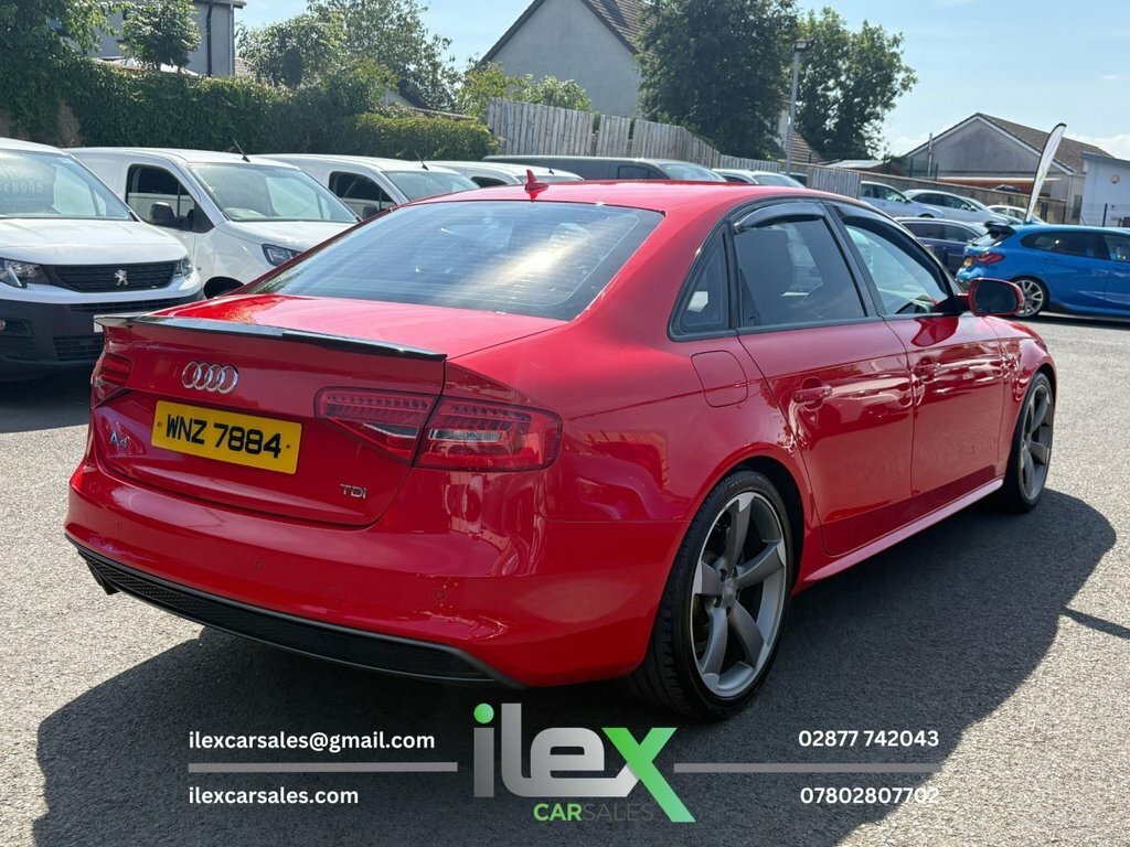 Audi A4 2L Black Edition Red #3