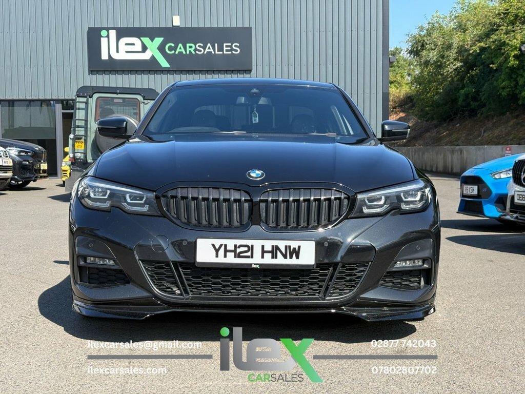 BMW 3 Series 2L M Sport Black #2