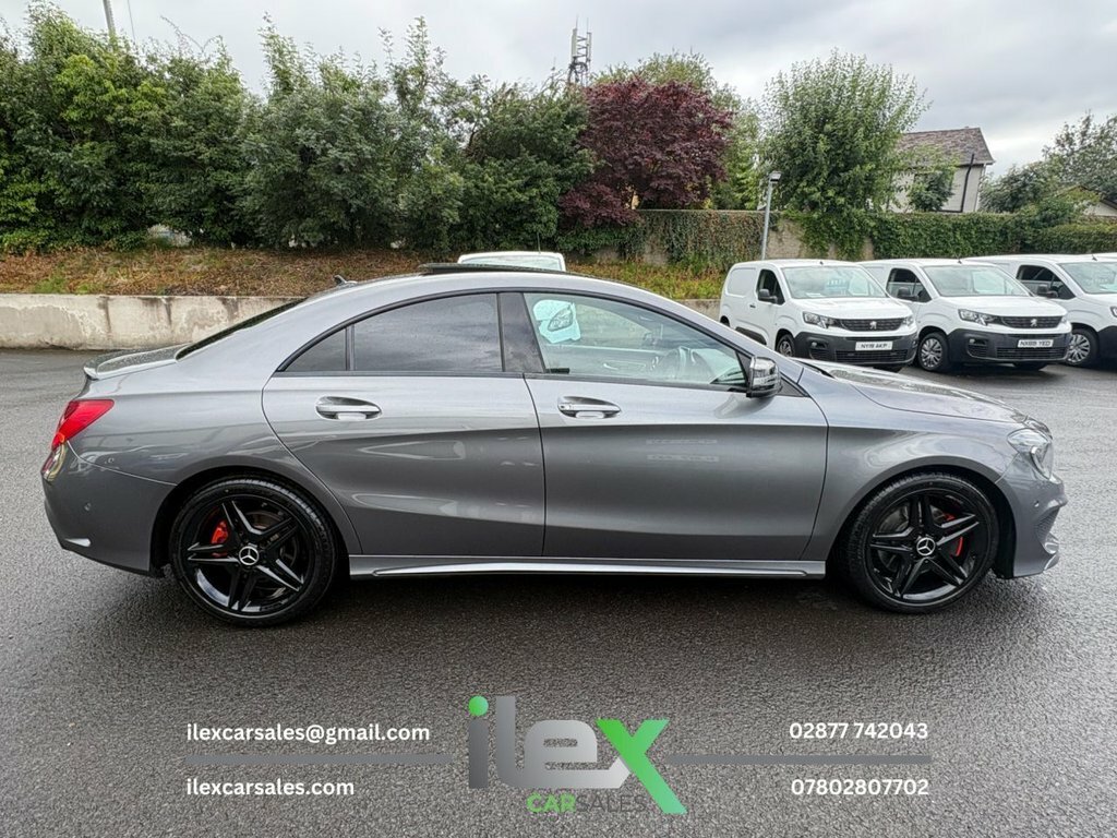 Mercedes-Benz CLA Class 2.0 Cla45 Amg Coupe Red #1