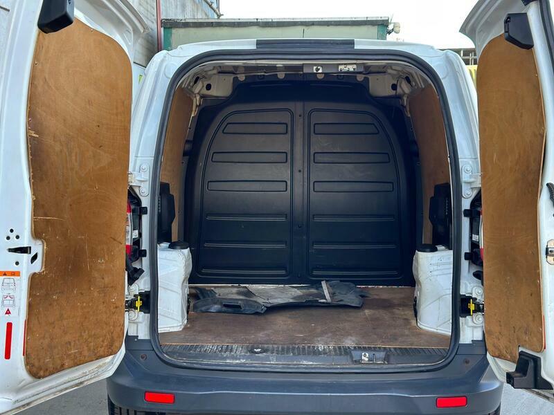 Ford Transit Courier Base Kombi Tdci White #22