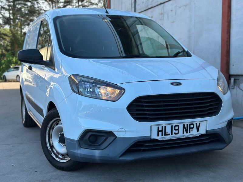 Ford Transit Courier 1.5 Tdci L1 Euro 6