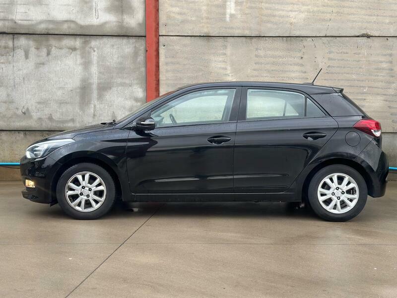 Hyundai I20 Hatchback Red #7