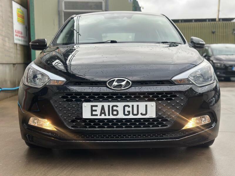 Hyundai I20 1.2 Blue Drive Se Euro 6 Ss #2
