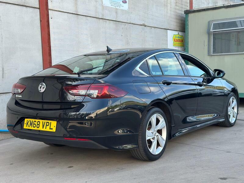 Vauxhall Insignia Sri Vx-line White #10
