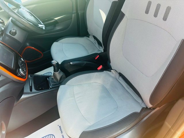 Renault Captur  Black #17