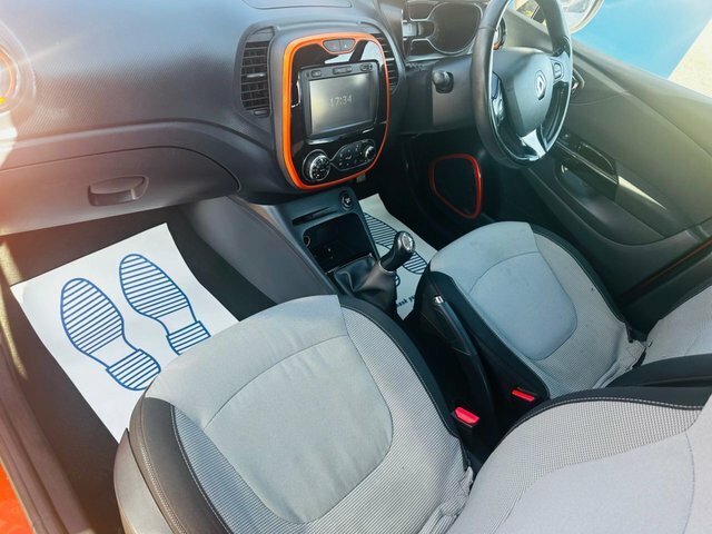 Renault Captur  Black #18