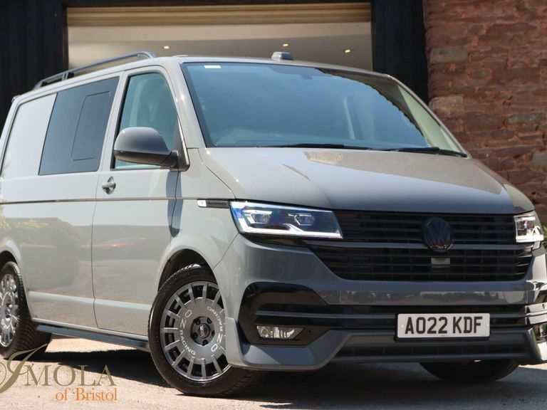 Volkswagen Transporter 2.0 Tdi T30 Highline Kombi Dsg Fwd Swb Euro 6 Ss Grey