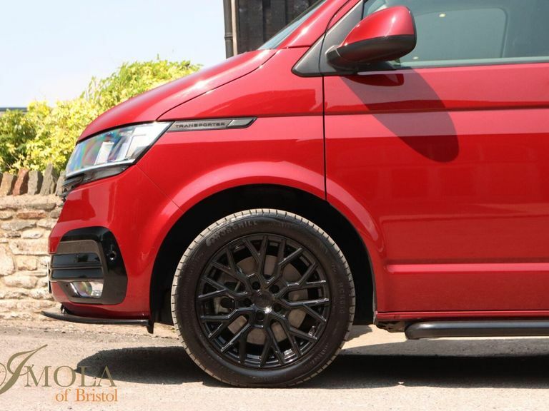 Volkswagen Transporter Mpv White #15