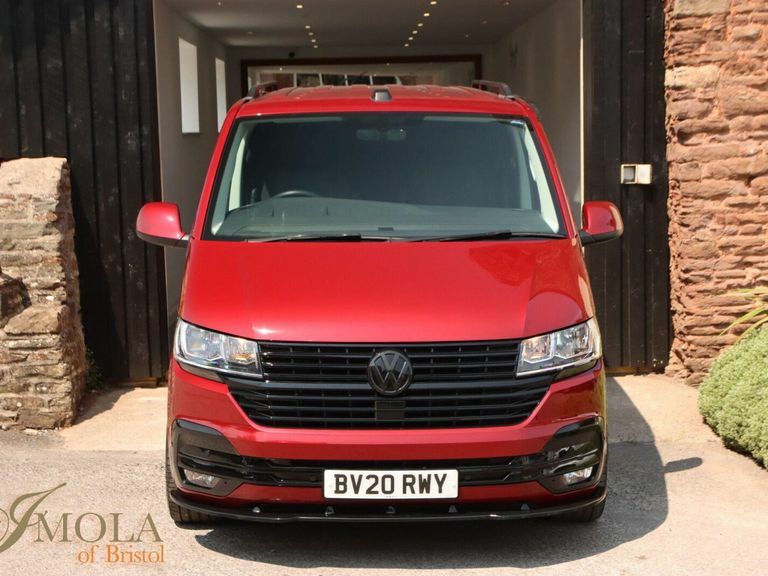 Volkswagen Transporter Mpv White #9