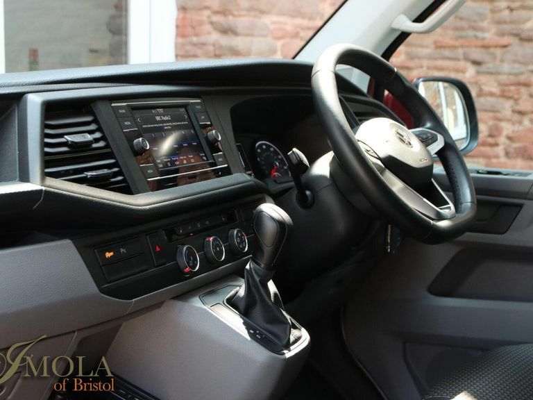 Volkswagen Transporter Mpv White #28