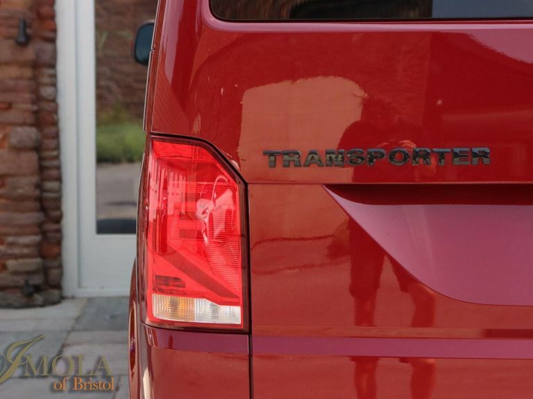 Volkswagen Transporter Mpv White #43