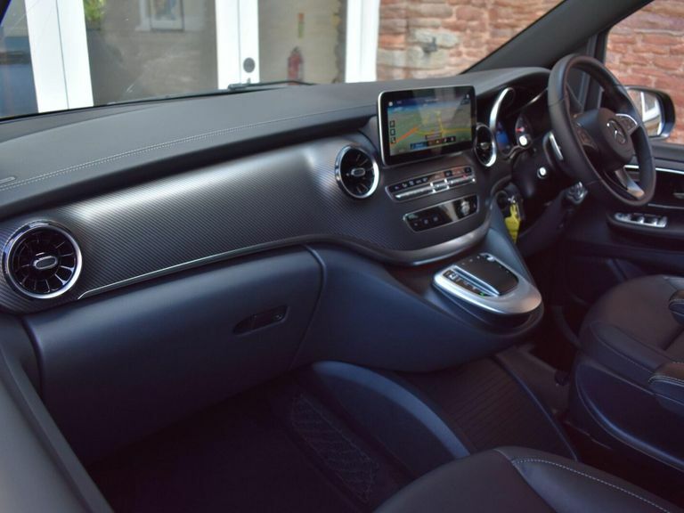 Mercedes-Benz V Class Mpv Black #27