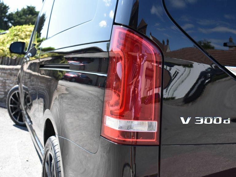 Mercedes-Benz V Class Mpv Black #52