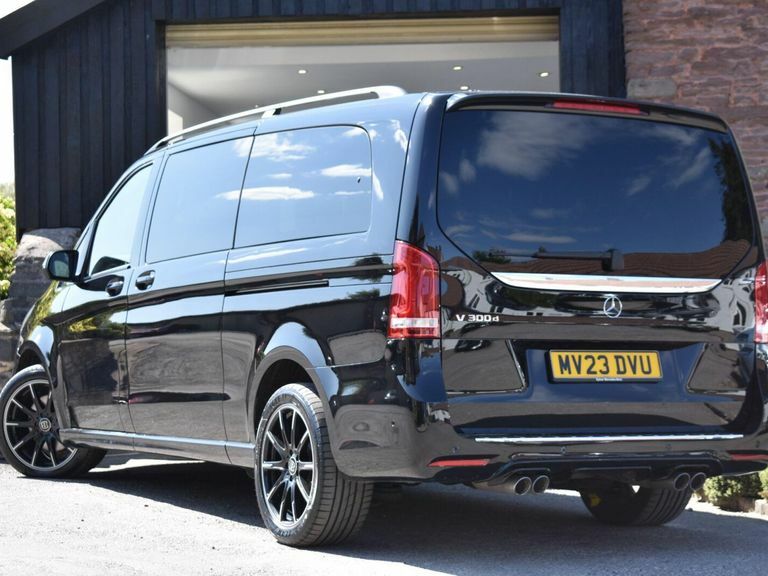Mercedes-Benz V Class Mpv Black #21