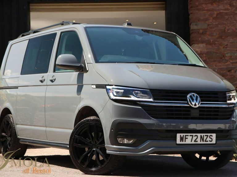 Volkswagen Transporter 2.0 Bitdi T32 Highline Kombi Dsg Fwd Swb Euro 6 S Grey