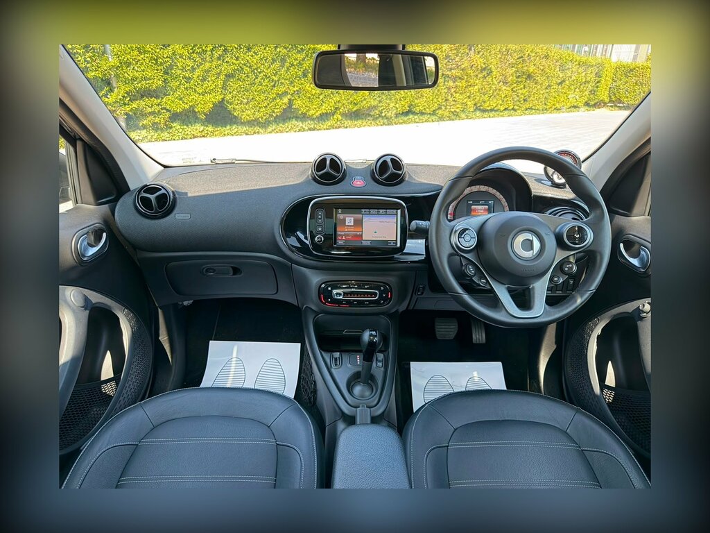 Smart Forfour 60Kw Eq Prime Exclusive 17Kwh 22Kwch Black #9