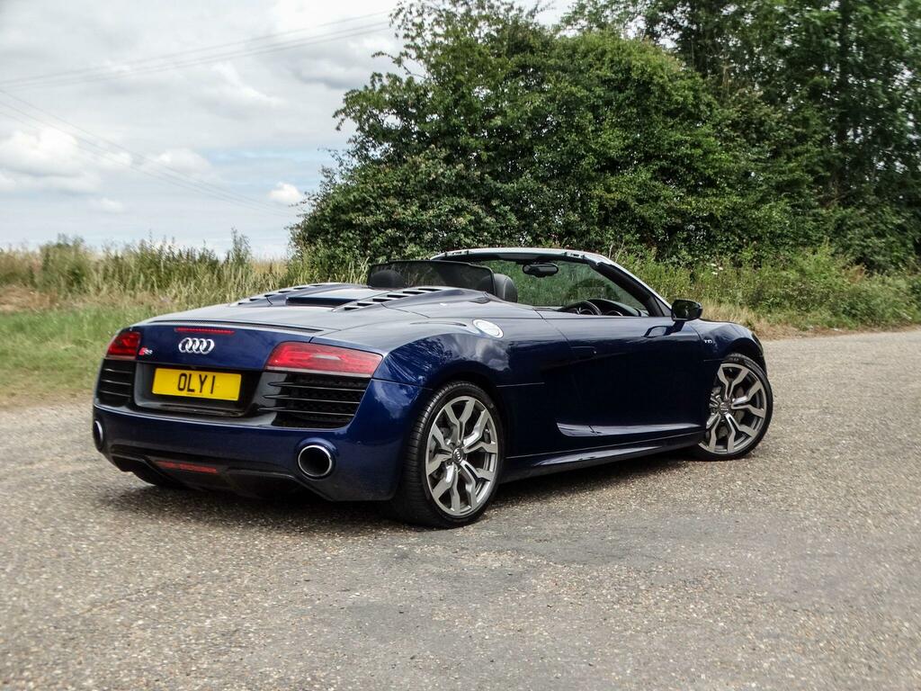 Audi R8 Petrol  #4