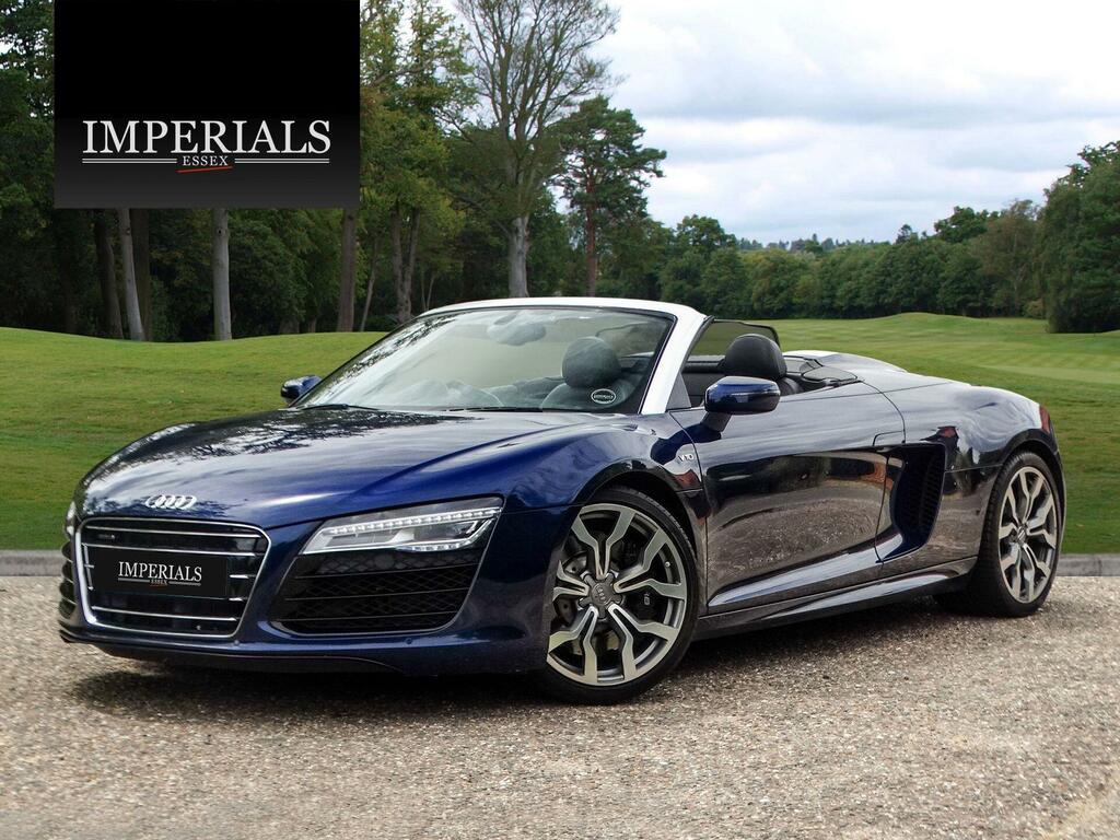 Audi R8 Petrol