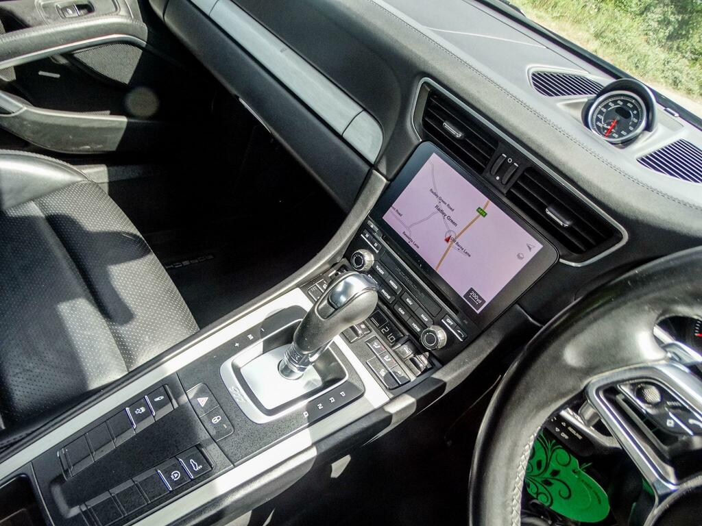 Porsche 911 Petrol #6