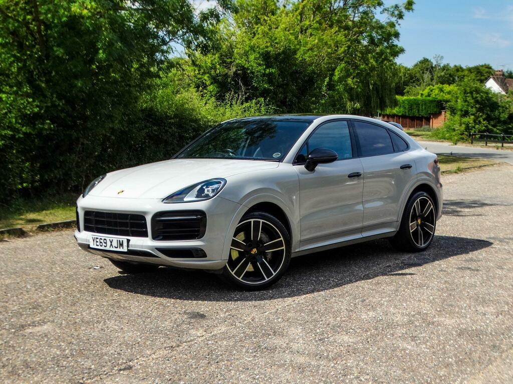 Porsche Cayenne Petrol