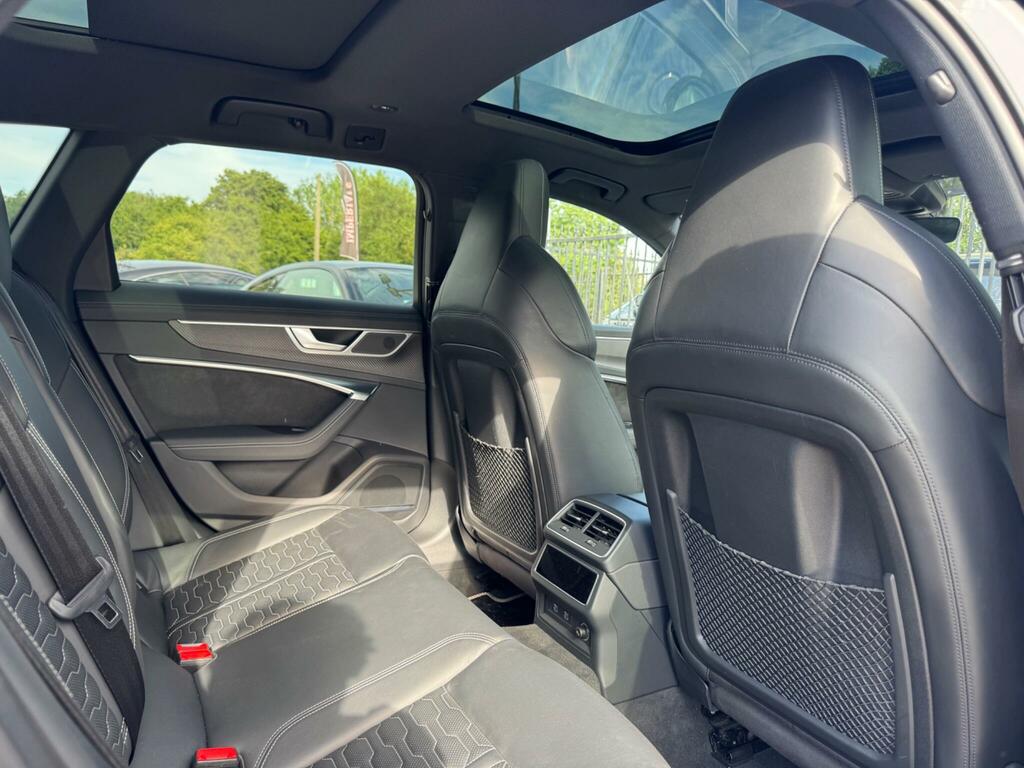 Audi RS6 Avant Petrol #6