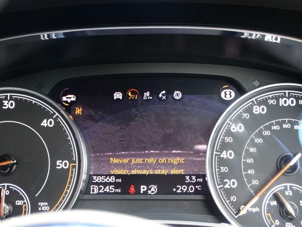 Bentley Bentayga W12 Black #36