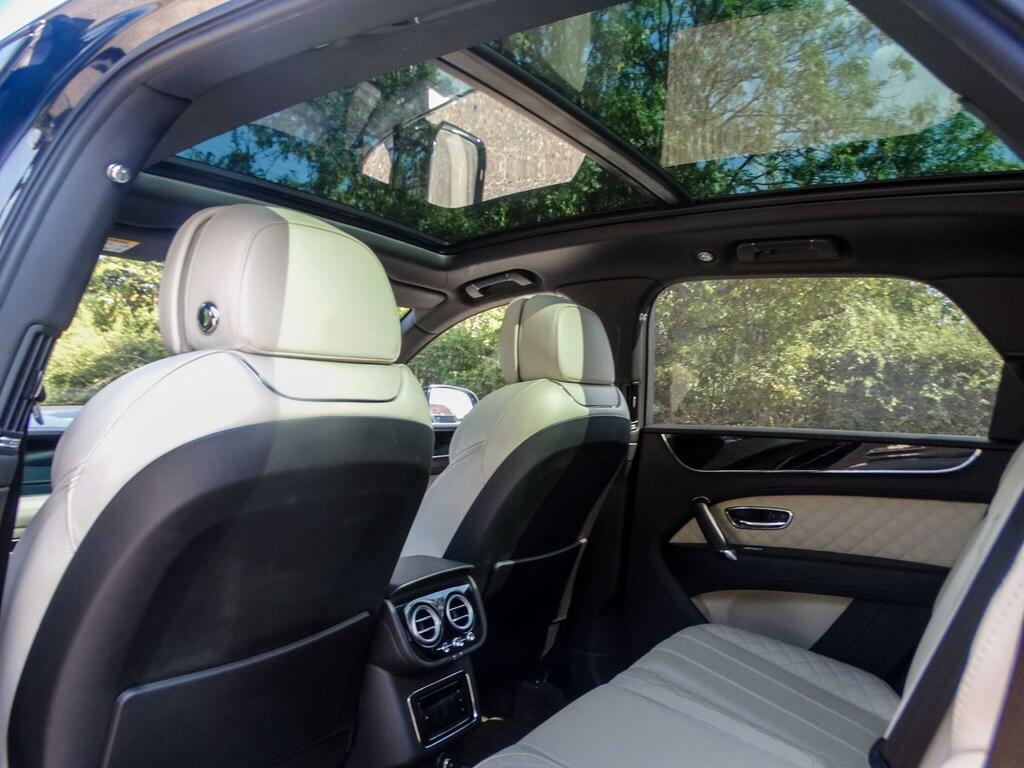 Bentley Bentayga W12 Black #14