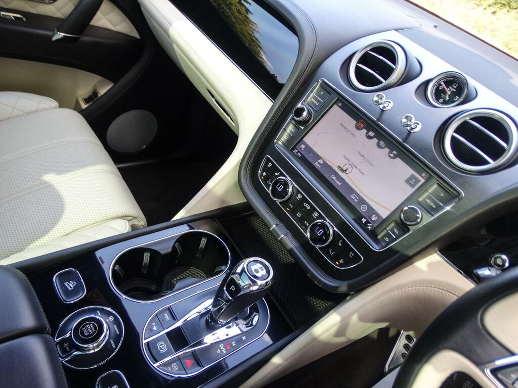 Bentley Bentayga Diesel #6