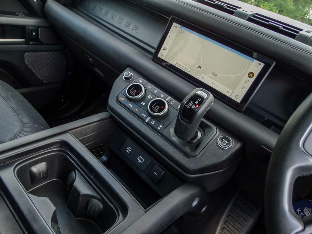 Land Rover Defender 110 Diesel  #6