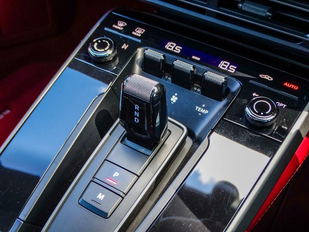 Porsche 911 Carrera S Silver #30