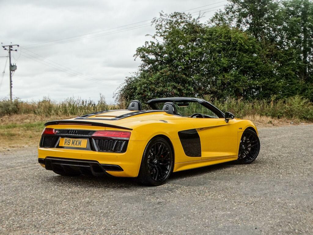 Audi R8 Petrol  #4