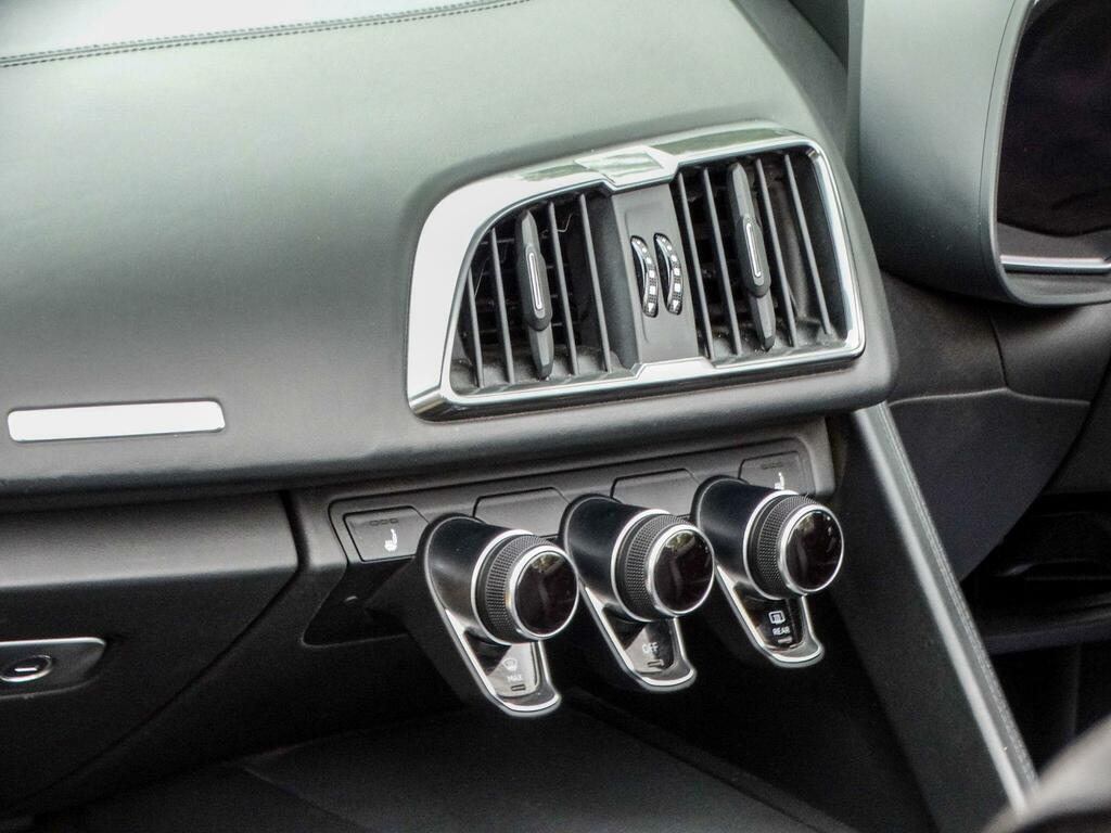 Audi R8 R8 Spyder Quattro V10 S-a Black #17