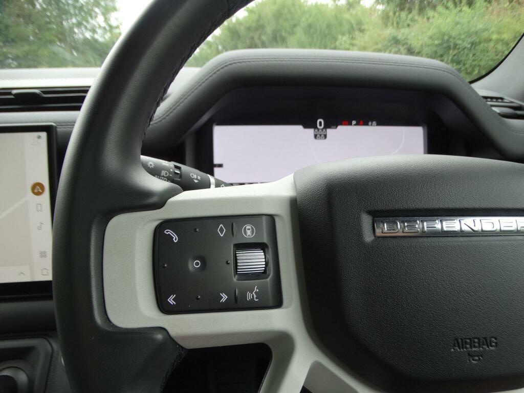 Land Rover Defender 110 X-dynamic Se Green #33