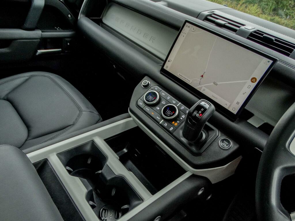 Land Rover Defender 110 Diesel #6