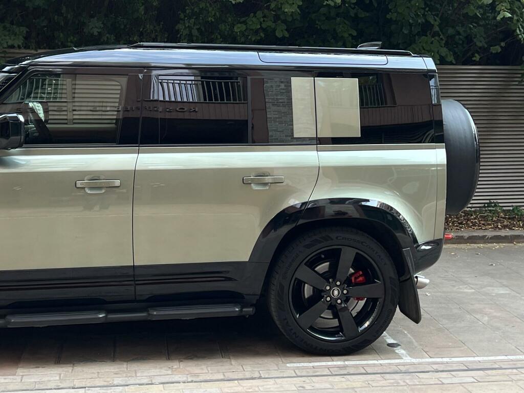 Land Rover Defender 110 D250 X-dynamic Se Black #7