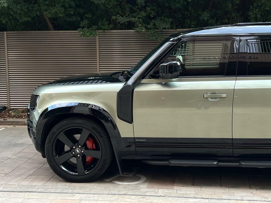 Land Rover Defender 110 Petrol  #6