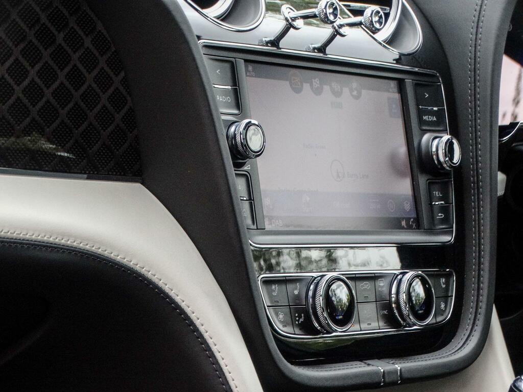 Bentley Bentayga 4.0 V8 Estate Blue #26