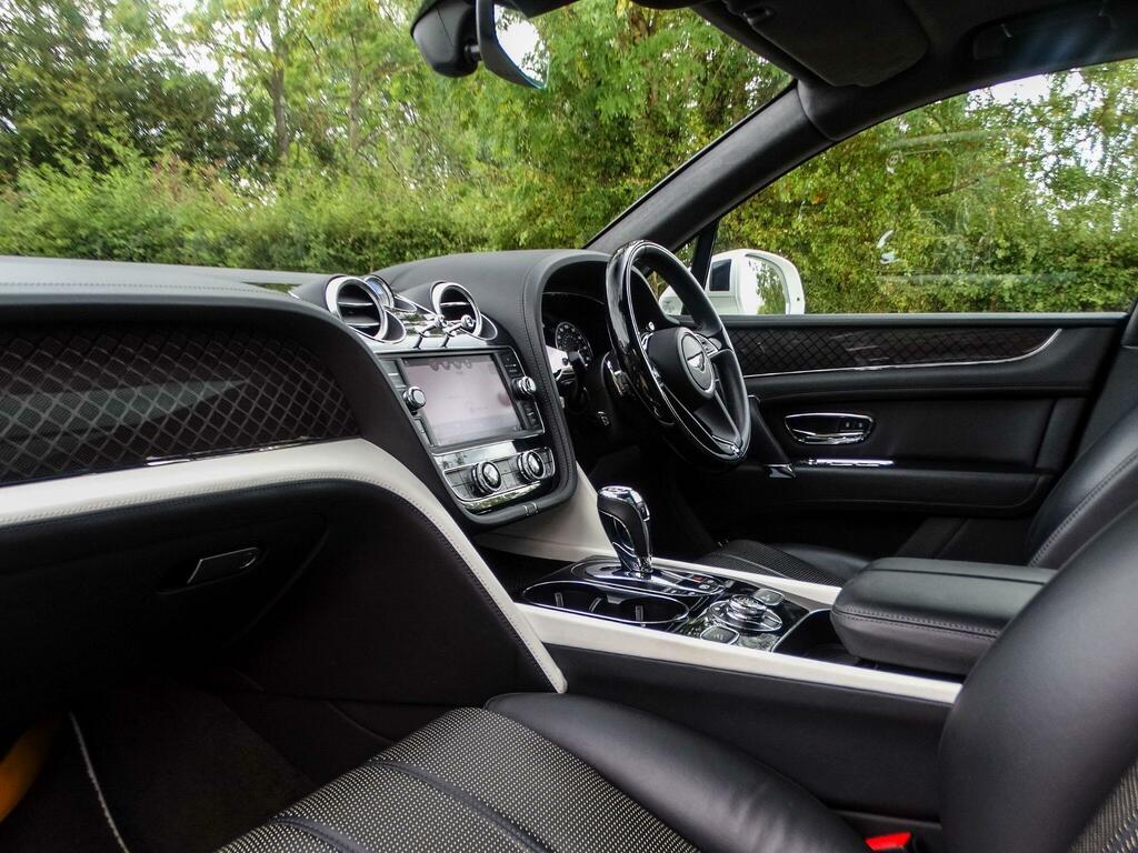 Bentley Bentayga 4.0 V8 Estate Blue #24